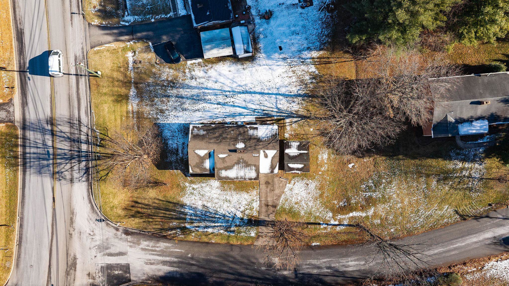 2 MCCORMICK ST, LEXINGTON, Virginia 24450, 3 Bedrooms Bedrooms, ,2 BathroomsBathrooms,Residential,2 MCCORMICK ST,671784 MLS # 671784