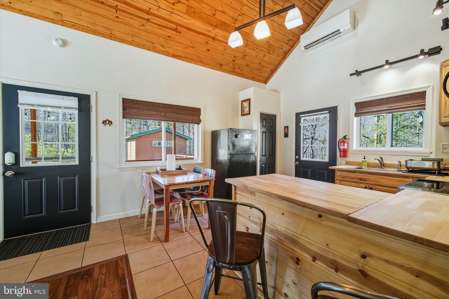 509 ALPINE WAY, MOUNT JACKSON, Virginia 22842, 3 Bedrooms Bedrooms, ,1 BathroomBathrooms,Residential,For sale,509 ALPINE WAY,VASH2013348 MLS # VASH2013348