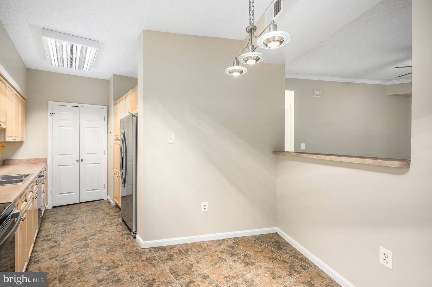 19375 CYPRESS RIDGE TER #114, LEESBURG, Virginia 20176, 2 Bedrooms Bedrooms, ,2 BathroomsBathrooms,Residential,For sale,19375 CYPRESS RIDGE TER #114,VALO2114234 MLS # VALO2114234