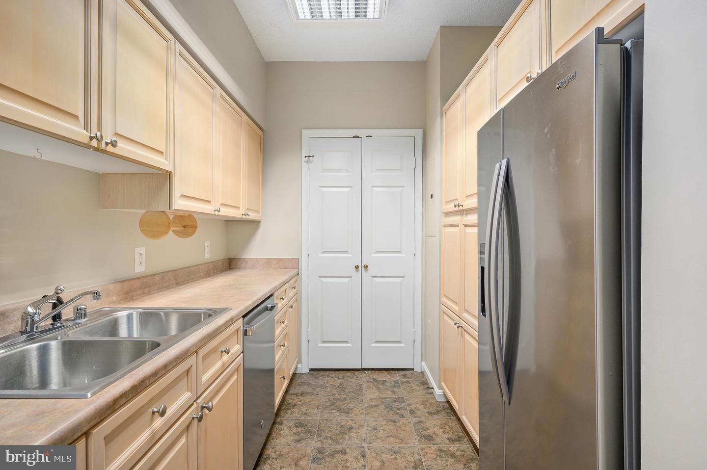 19375 CYPRESS RIDGE TER #114, LEESBURG, Virginia 20176, 2 Bedrooms Bedrooms, ,2 BathroomsBathrooms,Residential,For sale,19375 CYPRESS RIDGE TER #114,VALO2114234 MLS # VALO2114234