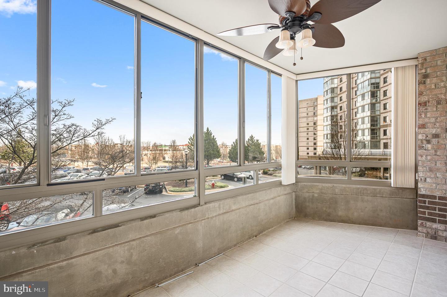 19375 CYPRESS RIDGE TER #114, LEESBURG, Virginia 20176, 2 Bedrooms Bedrooms, ,2 BathroomsBathrooms,Residential,For sale,19375 CYPRESS RIDGE TER #114,VALO2114234 MLS # VALO2114234