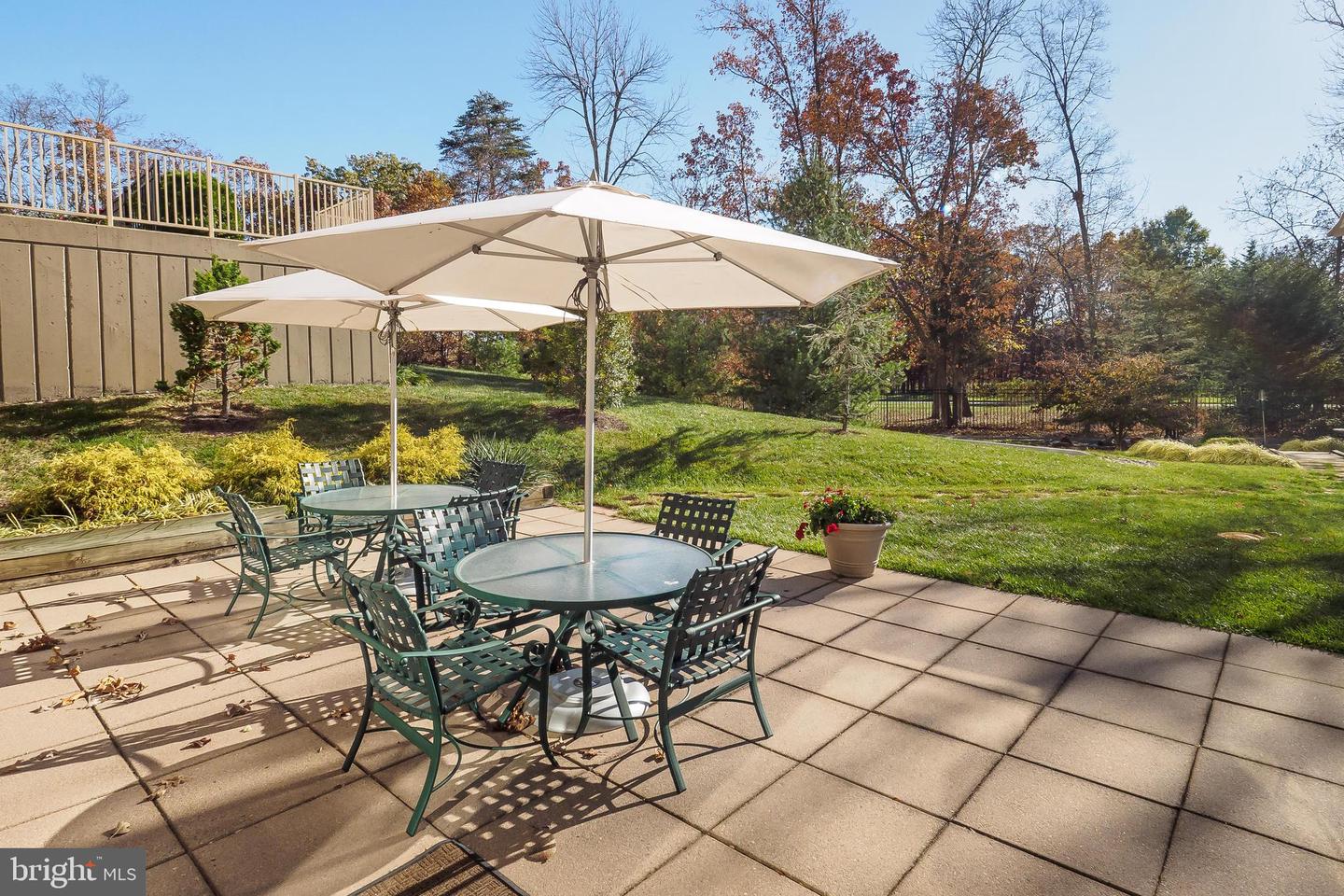 19375 CYPRESS RIDGE TER #114, LEESBURG, Virginia 20176, 2 Bedrooms Bedrooms, ,2 BathroomsBathrooms,Residential,For sale,19375 CYPRESS RIDGE TER #114,VALO2114234 MLS # VALO2114234