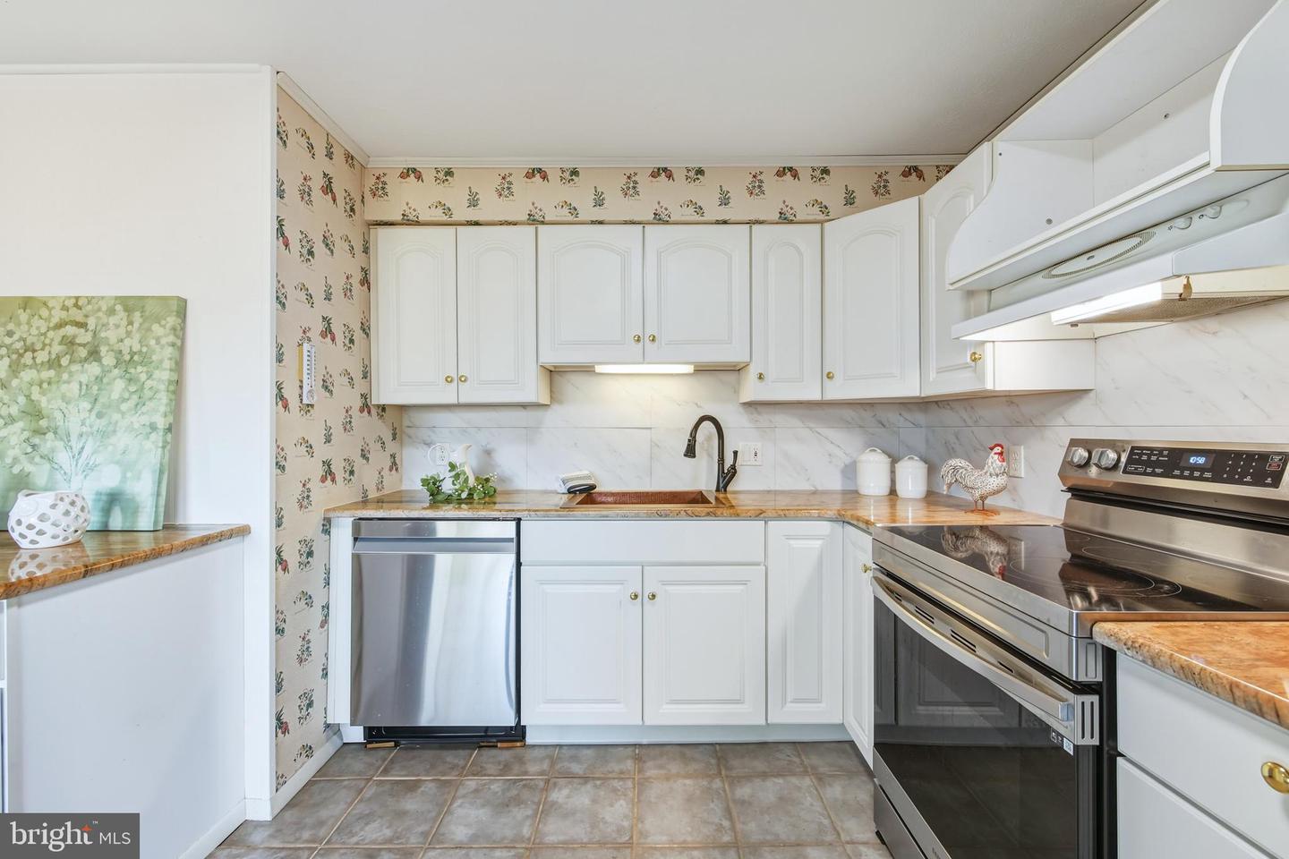 274-13A THE HILL ROAD #13-A, BASYE, Virginia 22810, 2 Bedrooms Bedrooms, ,2 BathroomsBathrooms,Residential,For sale,274-13A THE HILL ROAD #13-A,VASH2013424 MLS # VASH2013424