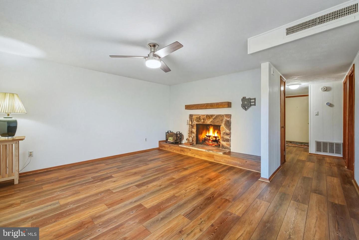 274-13A THE HILL ROAD #13-A, BASYE, Virginia 22810, 2 Bedrooms Bedrooms, ,2 BathroomsBathrooms,Residential,For sale,274-13A THE HILL ROAD #13-A,VASH2013424 MLS # VASH2013424