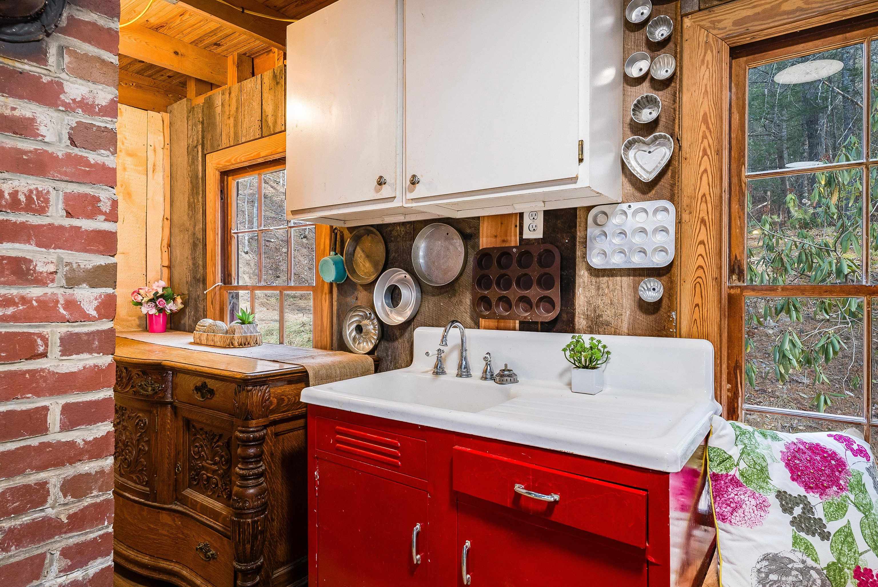 595 DEERFIELD VALLEY RD, WEST AUGUSTA, Virginia 24485, ,Farm,595 DEERFIELD VALLEY RD,672787 MLS # 672787