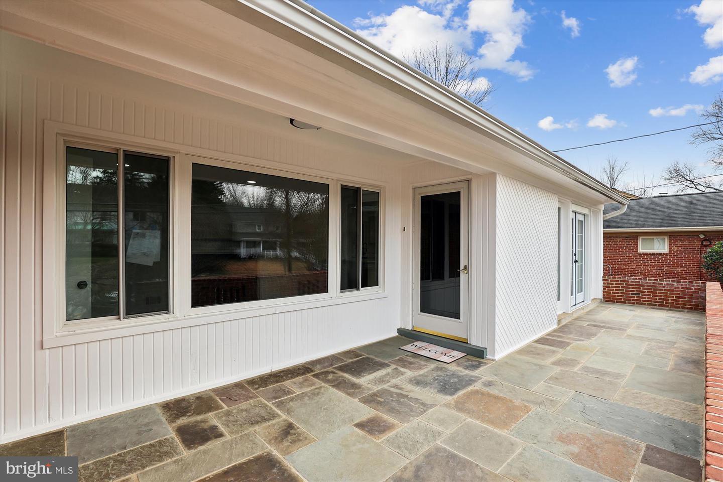 3713 NELLY CUSTIS DR, ARLINGTON, Virginia 22207, 3 Bedrooms Bedrooms, ,3 BathroomsBathrooms,Residential,For sale,3713 NELLY CUSTIS DR,VAAR2064916 MLS # VAAR2064916