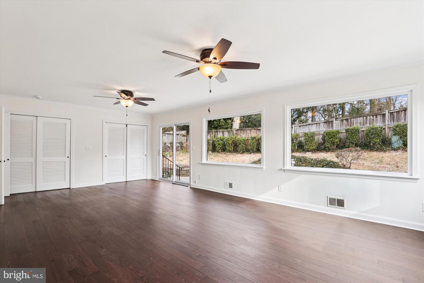 3713 NELLY CUSTIS DR, ARLINGTON, Virginia 22207, 3 Bedrooms Bedrooms, ,3 BathroomsBathrooms,Residential,For sale,3713 NELLY CUSTIS DR,VAAR2064916 MLS # VAAR2064916