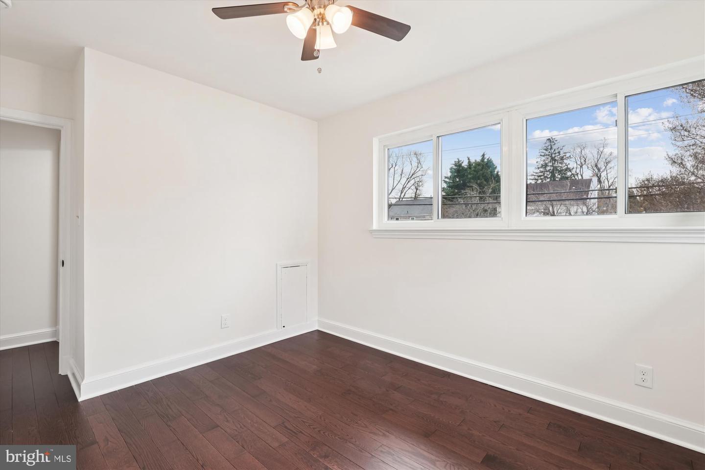 3713 NELLY CUSTIS DR, ARLINGTON, Virginia 22207, 3 Bedrooms Bedrooms, ,3 BathroomsBathrooms,Residential,For sale,3713 NELLY CUSTIS DR,VAAR2064916 MLS # VAAR2064916