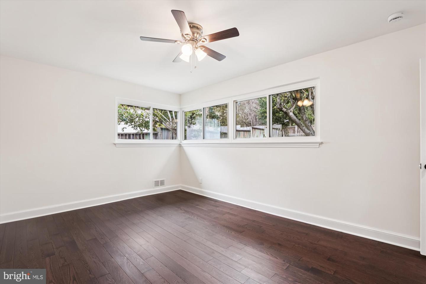 3713 NELLY CUSTIS DR, ARLINGTON, Virginia 22207, 3 Bedrooms Bedrooms, ,3 BathroomsBathrooms,Residential,For sale,3713 NELLY CUSTIS DR,VAAR2064916 MLS # VAAR2064916