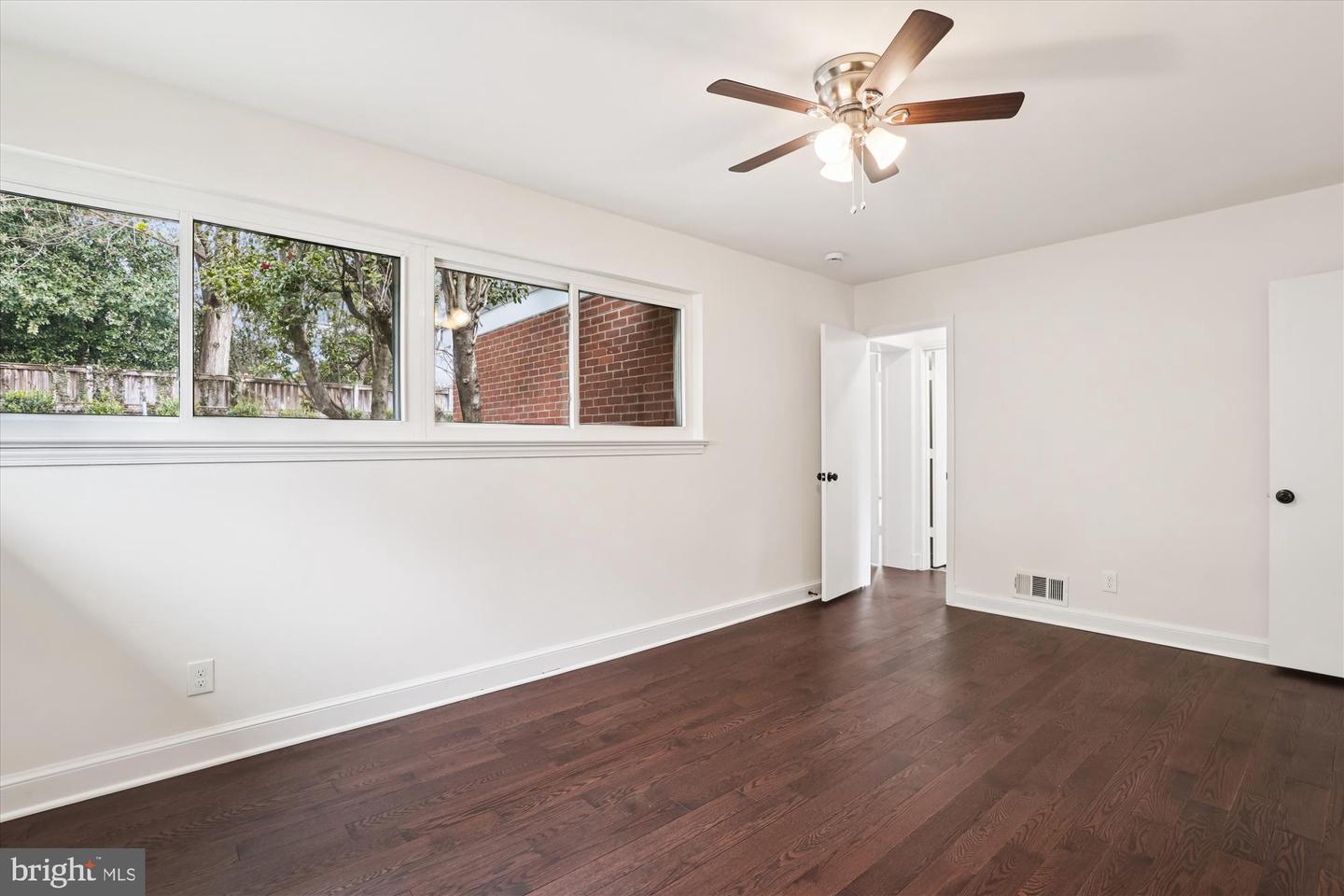 3713 NELLY CUSTIS DR, ARLINGTON, Virginia 22207, 3 Bedrooms Bedrooms, ,3 BathroomsBathrooms,Residential,For sale,3713 NELLY CUSTIS DR,VAAR2064916 MLS # VAAR2064916