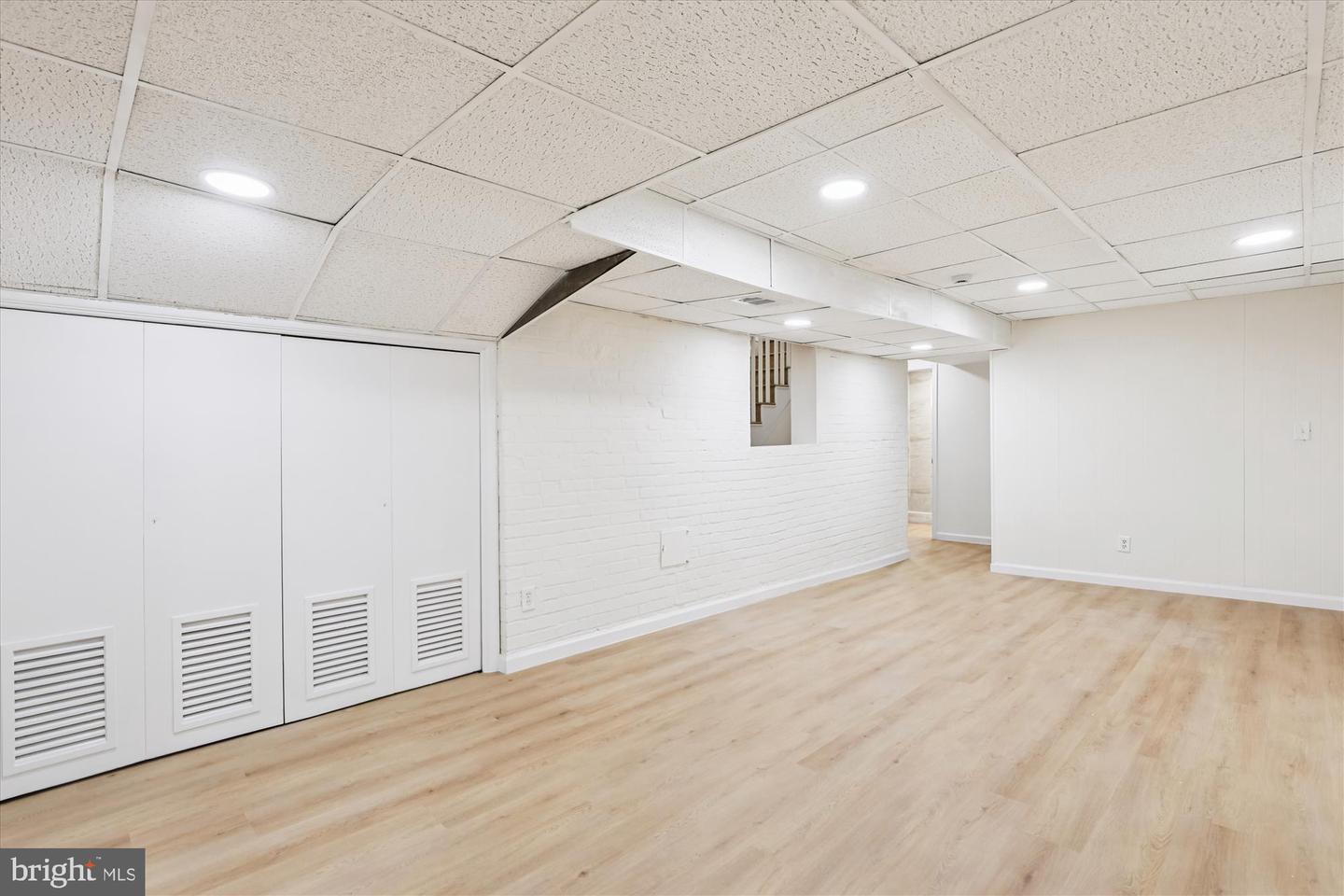 3713 NELLY CUSTIS DR, ARLINGTON, Virginia 22207, 3 Bedrooms Bedrooms, ,3 BathroomsBathrooms,Residential,For sale,3713 NELLY CUSTIS DR,VAAR2064916 MLS # VAAR2064916