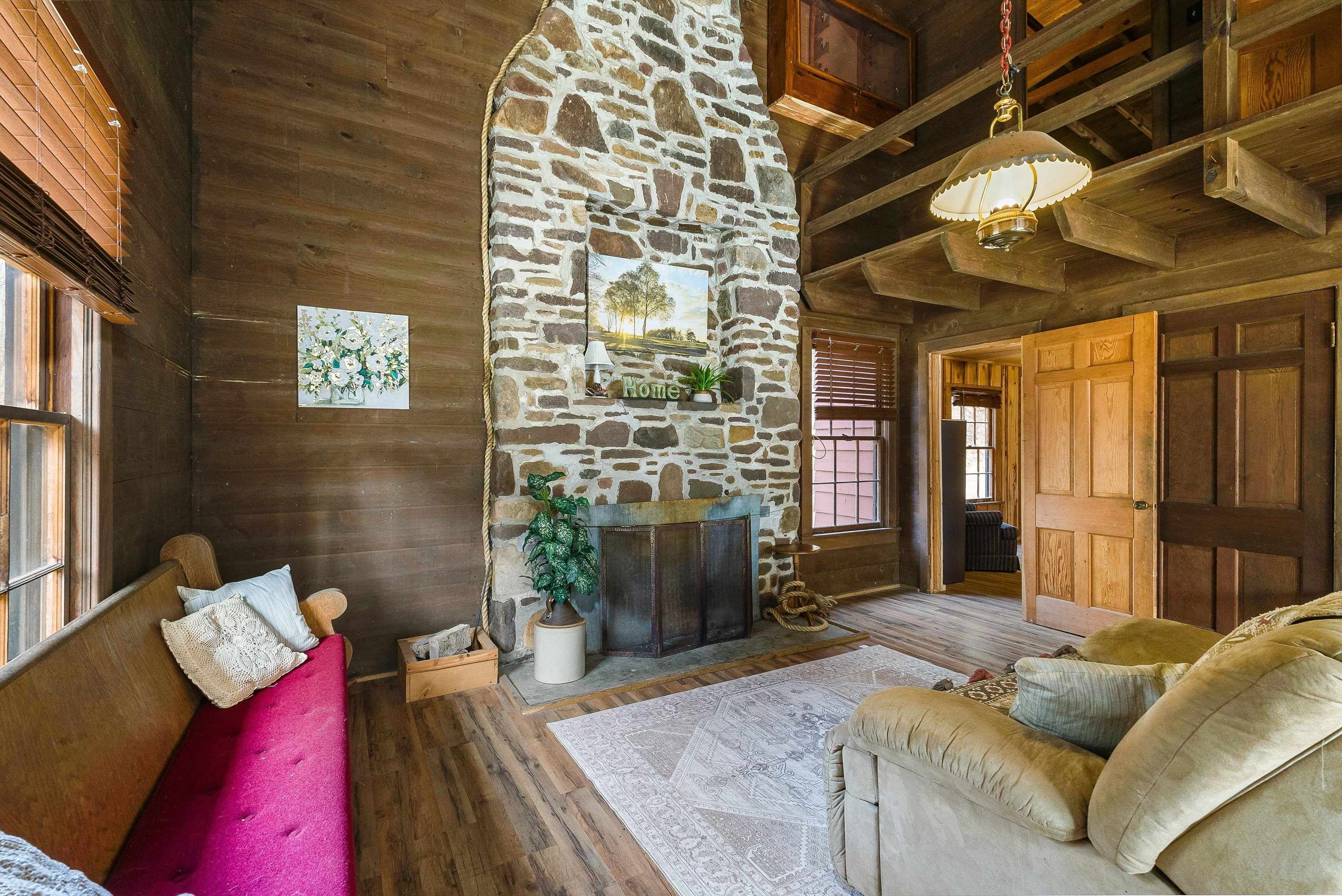 595 DEERFIELD VALLEY RD, WEST AUGUSTA, Virginia 24485, 3 Bedrooms Bedrooms, ,Residential,595 DEERFIELD VALLEY RD,672788 MLS # 672788