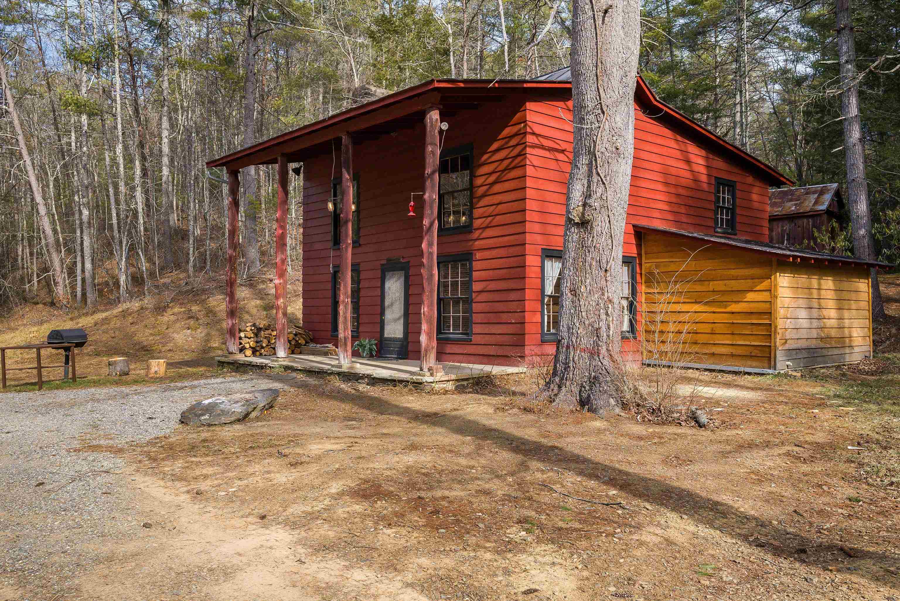 595 DEERFIELD VALLEY RD, WEST AUGUSTA, Virginia 24485, 3 Bedrooms Bedrooms, ,Residential,595 DEERFIELD VALLEY RD,672788 MLS # 672788