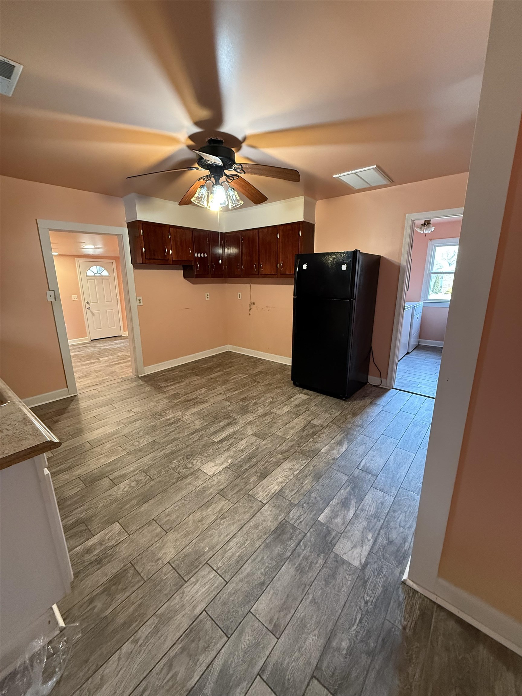 1702 CHERRY AVE, GROTTOES, Virginia 24441, 3 Bedrooms Bedrooms, ,2 BathroomsBathrooms,Residential,1702 CHERRY AVE,672789 MLS # 672789