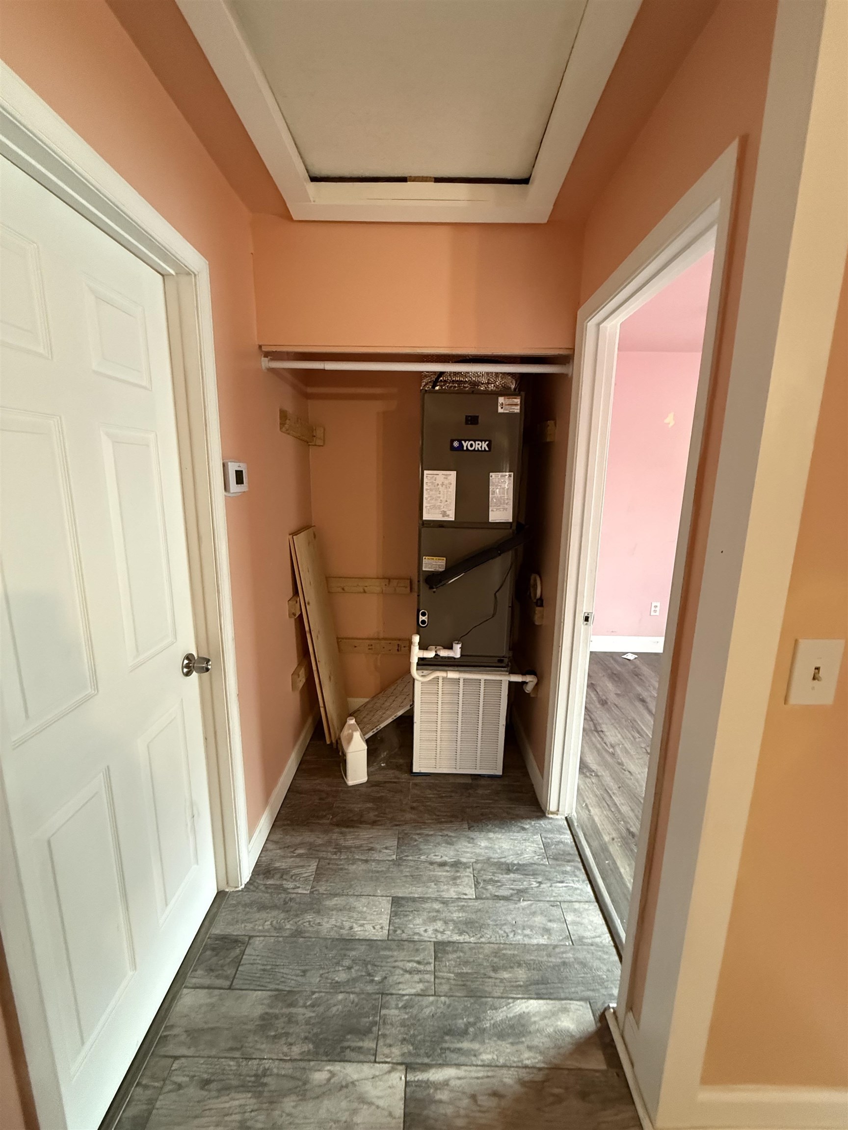 1702 CHERRY AVE, GROTTOES, Virginia 24441, 3 Bedrooms Bedrooms, ,2 BathroomsBathrooms,Residential,1702 CHERRY AVE,672789 MLS # 672789