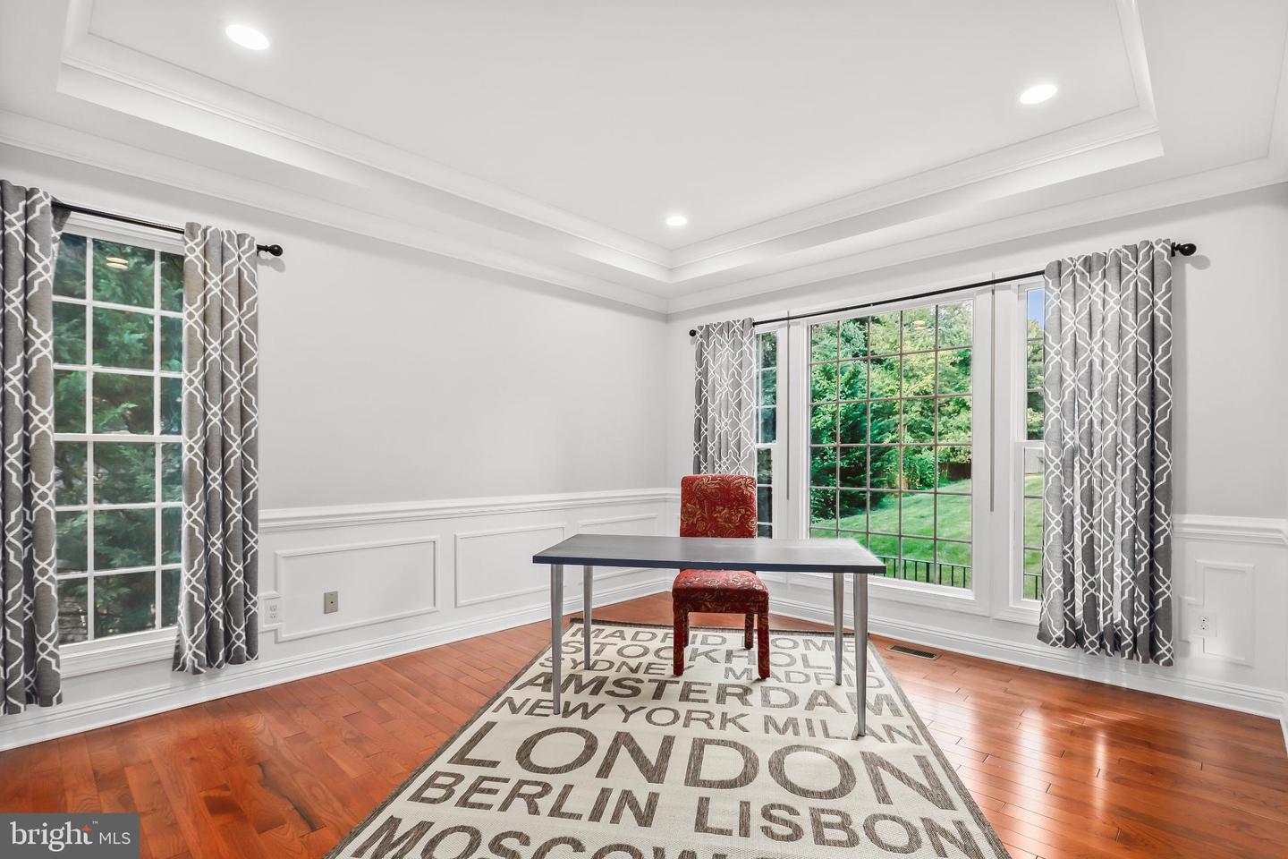 1729 BEULAH RD, VIENNA, Virginia 22182, 7 Bedrooms Bedrooms, 24 Rooms Rooms,5 BathroomsBathrooms,Residential,For sale,1729 BEULAH RD,VAFX2286726 MLS # VAFX2286726