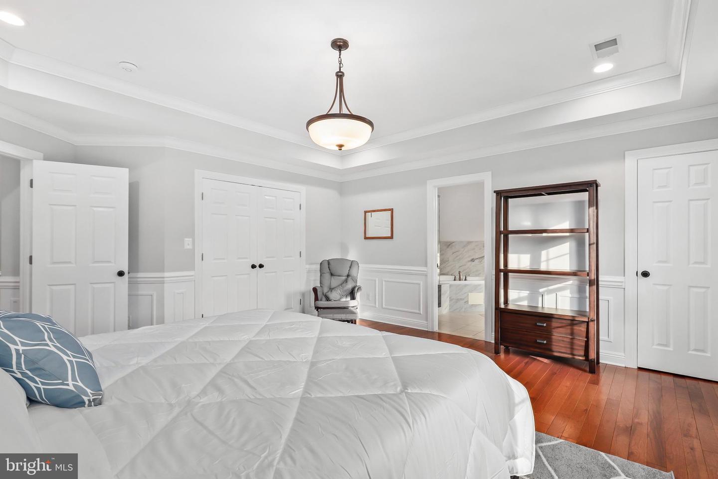 1729 BEULAH RD, VIENNA, Virginia 22182, 7 Bedrooms Bedrooms, 24 Rooms Rooms,5 BathroomsBathrooms,Residential,For sale,1729 BEULAH RD,VAFX2286726 MLS # VAFX2286726