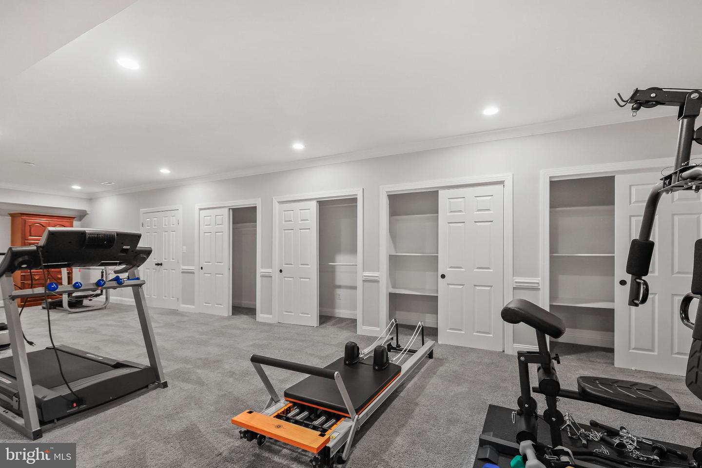 1729 BEULAH RD, VIENNA, Virginia 22182, 7 Bedrooms Bedrooms, 24 Rooms Rooms,5 BathroomsBathrooms,Residential,For sale,1729 BEULAH RD,VAFX2286726 MLS # VAFX2286726