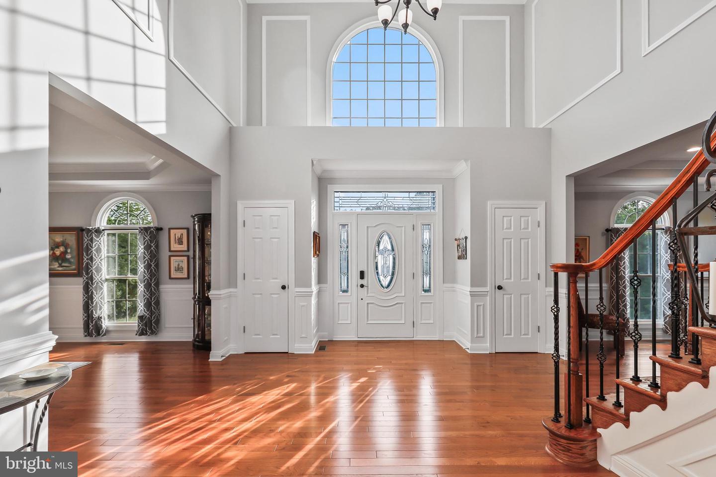 1729 BEULAH RD, VIENNA, Virginia 22182, 7 Bedrooms Bedrooms, 24 Rooms Rooms,5 BathroomsBathrooms,Residential,For sale,1729 BEULAH RD,VAFX2286726 MLS # VAFX2286726