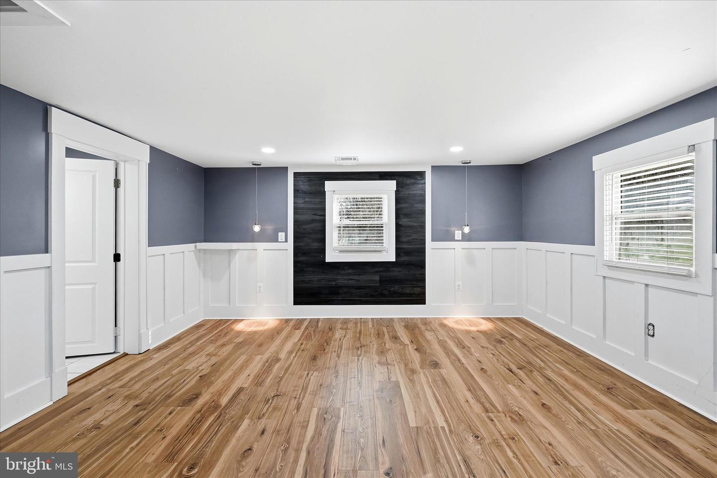 147 W DUCK ST, FRONT ROYAL, Virginia 22630, ,Residential,For sale,147 W DUCK ST,VAWR2013226 MLS # VAWR2013226