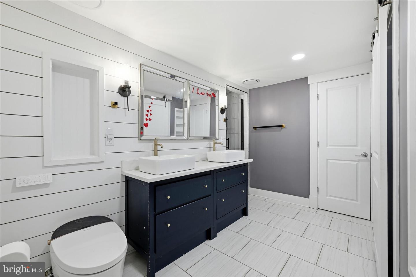 147 W DUCK ST, FRONT ROYAL, Virginia 22630, ,Residential,For sale,147 W DUCK ST,VAWR2013226 MLS # VAWR2013226