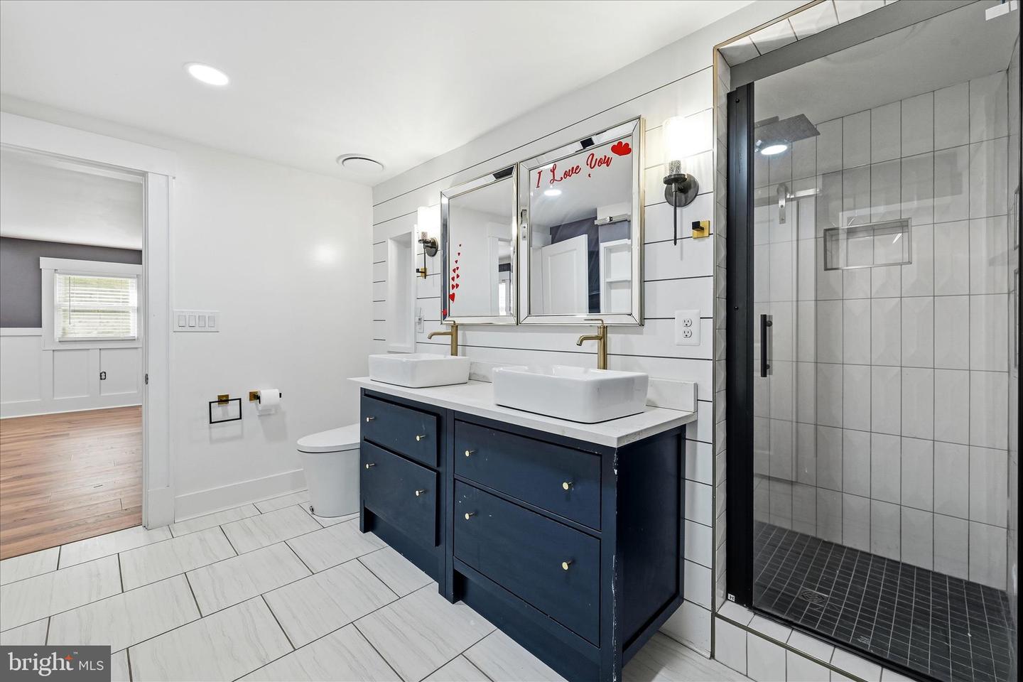 147 W DUCK ST, FRONT ROYAL, Virginia 22630, ,Residential,For sale,147 W DUCK ST,VAWR2013226 MLS # VAWR2013226