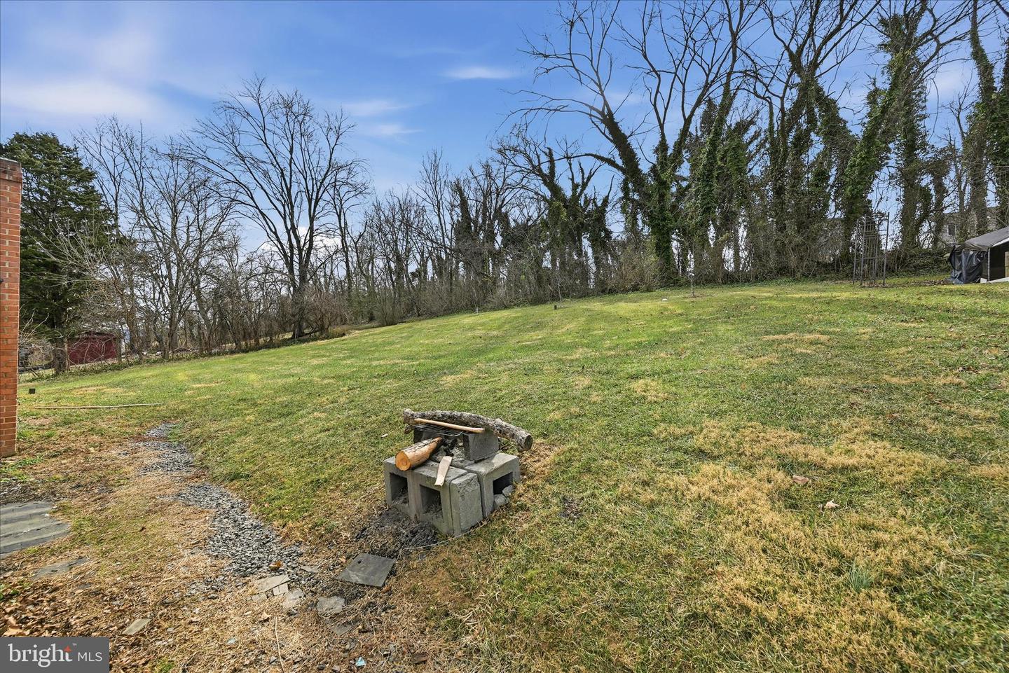 147 W DUCK ST, FRONT ROYAL, Virginia 22630, ,Residential,For sale,147 W DUCK ST,VAWR2013226 MLS # VAWR2013226