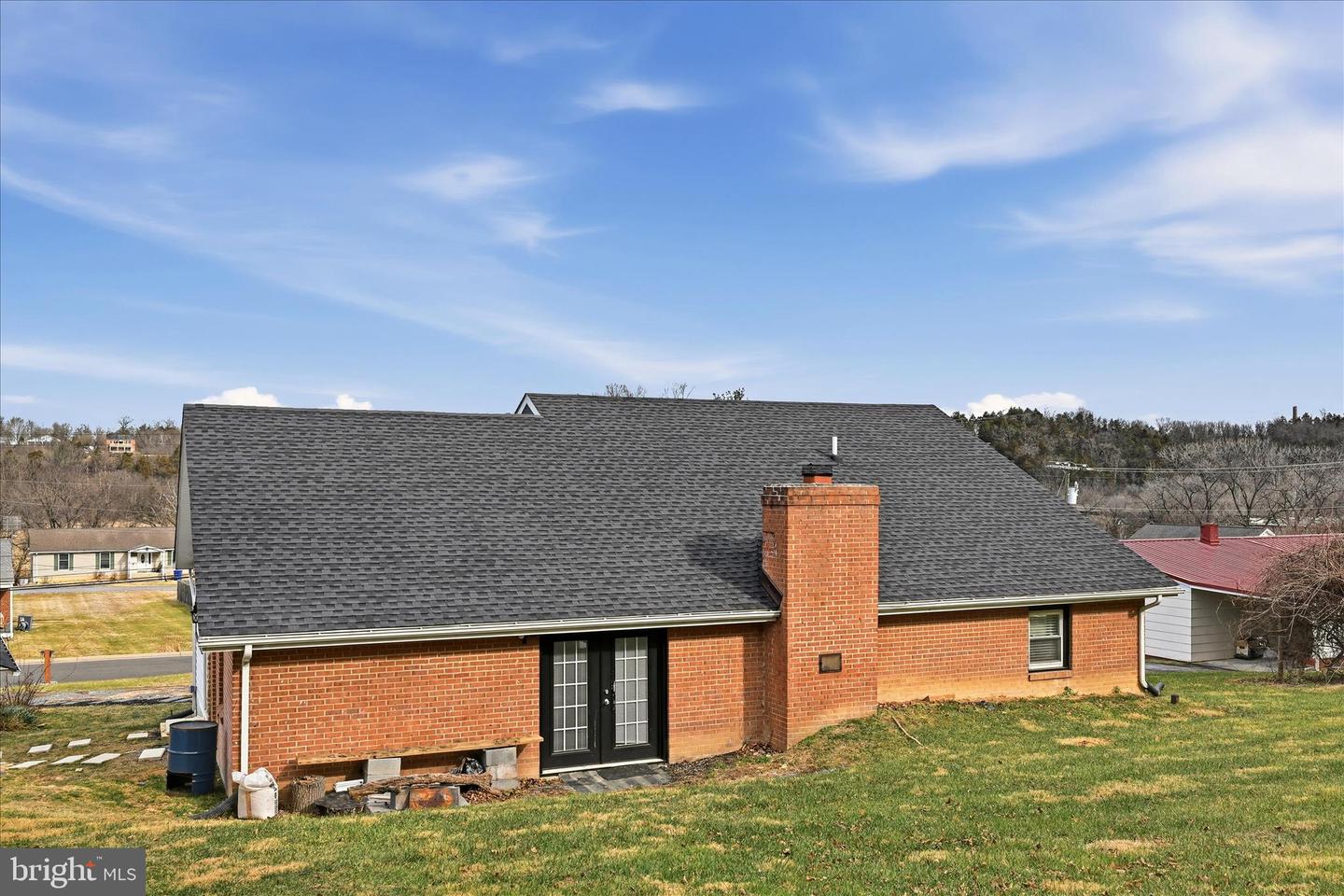 147 W DUCK ST, FRONT ROYAL, Virginia 22630, ,Residential,For sale,147 W DUCK ST,VAWR2013226 MLS # VAWR2013226