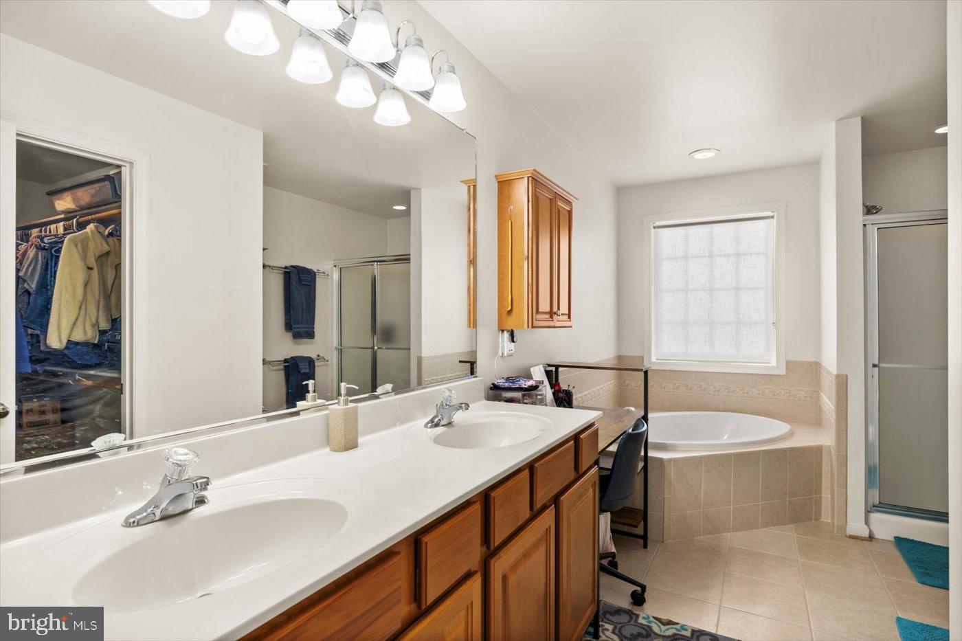 5906 W COPPER MOUNTAIN DR, SPOTSYLVANIA, Virginia 22553, 4 Bedrooms Bedrooms, 18 Rooms Rooms,3 BathroomsBathrooms,Residential,For sale,5906 W COPPER MOUNTAIN DR,VASP2036312 MLS # VASP2036312