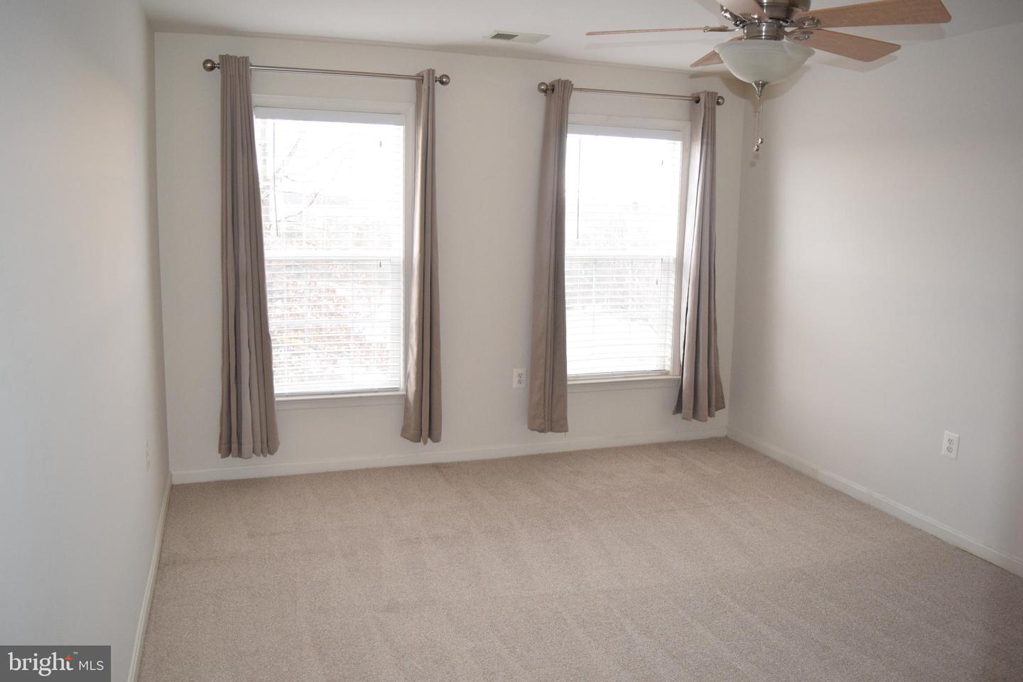 203 LYNNEHAVEN DR, WINCHESTER, Virginia 22602, 5 Bedrooms Bedrooms, ,3 BathroomsBathrooms,Residential,For sale,203 LYNNEHAVEN DR,VAFV2037026 MLS # VAFV2037026 203 LYNNEHAVEN DR, WINCHESTER, Virginia 22602, 5 Bedrooms Bedrooms, ,3 BathroomsBathrooms,Residential,For sale,203 LYNNEHAVEN DR,VAFV2037026 MLS # VAFV2037026