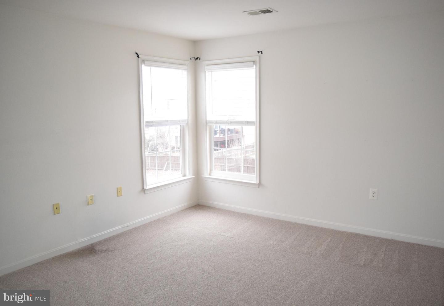 203 LYNNEHAVEN DR, WINCHESTER, Virginia 22602, 5 Bedrooms Bedrooms, ,3 BathroomsBathrooms,Residential,For sale,203 LYNNEHAVEN DR,VAFV2037026 MLS # VAFV2037026 203 LYNNEHAVEN DR, WINCHESTER, Virginia 22602, 5 Bedrooms Bedrooms, ,3 BathroomsBathrooms,Residential,For sale,203 LYNNEHAVEN DR,VAFV2037026 MLS # VAFV2037026