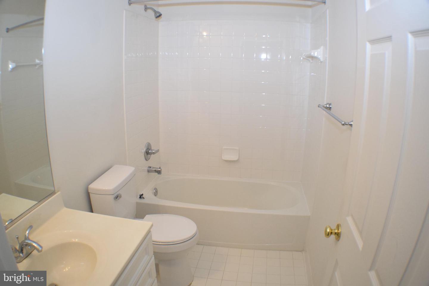 203 LYNNEHAVEN DR, WINCHESTER, Virginia 22602, 5 Bedrooms Bedrooms, ,3 BathroomsBathrooms,Residential,For sale,203 LYNNEHAVEN DR,VAFV2037026 MLS # VAFV2037026 203 LYNNEHAVEN DR, WINCHESTER, Virginia 22602, 5 Bedrooms Bedrooms, ,3 BathroomsBathrooms,Residential,For sale,203 LYNNEHAVEN DR,VAFV2037026 MLS # VAFV2037026