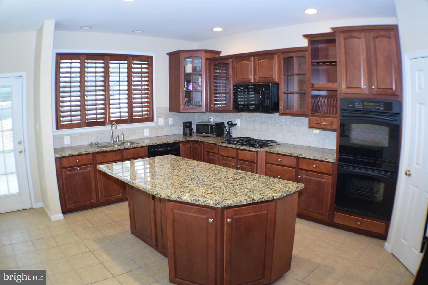 203 LYNNEHAVEN DR, WINCHESTER, Virginia 22602, 5 Bedrooms Bedrooms, ,3 BathroomsBathrooms,Residential,For sale,203 LYNNEHAVEN DR,VAFV2037026 MLS # VAFV2037026 203 LYNNEHAVEN DR, WINCHESTER, Virginia 22602, 5 Bedrooms Bedrooms, ,3 BathroomsBathrooms,Residential,For sale,203 LYNNEHAVEN DR,VAFV2037026 MLS # VAFV2037026