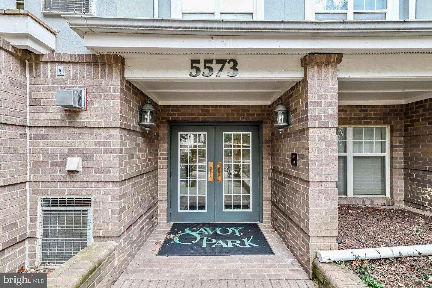 5573 SEMINARY RD #115, FALLS CHURCH, Virginia 22041, 1 Bedroom Bedrooms, 4 Rooms Rooms,1 BathroomBathrooms,Residential,For sale,5573 SEMINARY RD #115,VAFX2281708 MLS # VAFX2281708