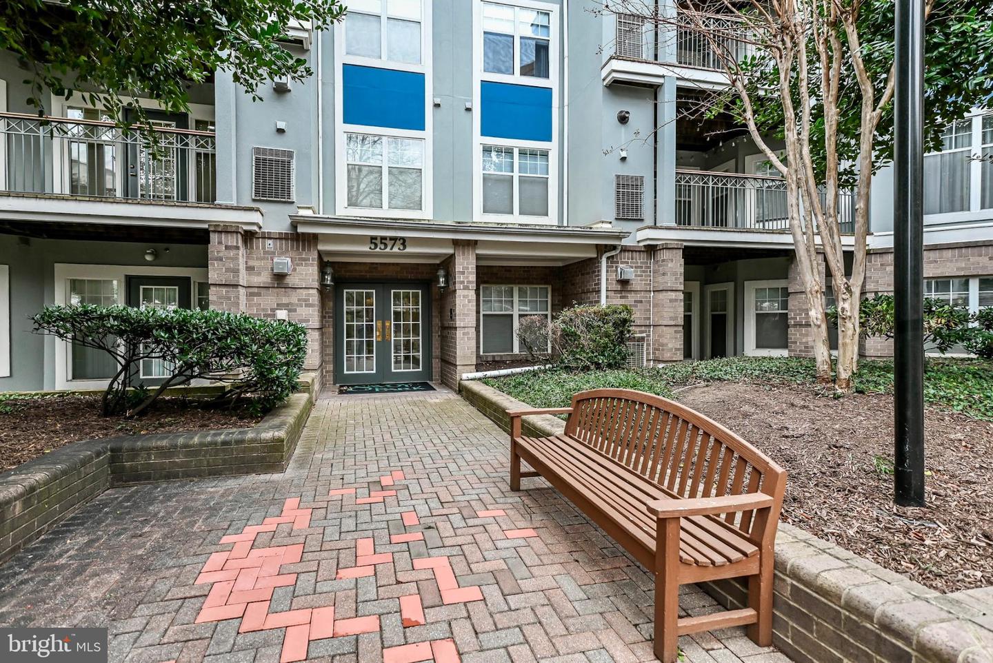 5573 SEMINARY RD #115, FALLS CHURCH, Virginia 22041, 1 Bedroom Bedrooms, 4 Rooms Rooms,1 BathroomBathrooms,Residential,For sale,5573 SEMINARY RD #115,VAFX2281708 MLS # VAFX2281708