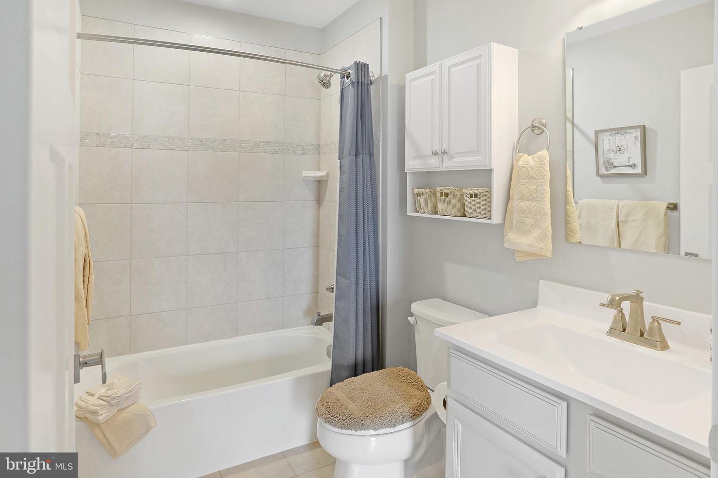 3619 TWIN LAKE BLVD, LOCUST GROVE, Virginia 22508, 4 Bedrooms Bedrooms, 7 Rooms Rooms,3 BathroomsBathrooms,Residential,For sale,3619 TWIN LAKE BLVD,VAOR2013070 MLS # VAOR2013070