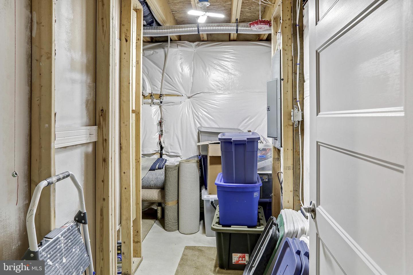 3619 TWIN LAKE BLVD, LOCUST GROVE, Virginia 22508, 4 Bedrooms Bedrooms, 7 Rooms Rooms,3 BathroomsBathrooms,Residential,For sale,3619 TWIN LAKE BLVD,VAOR2013070 MLS # VAOR2013070