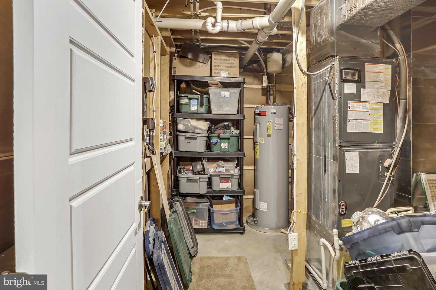 3619 TWIN LAKE BLVD, LOCUST GROVE, Virginia 22508, 4 Bedrooms Bedrooms, 7 Rooms Rooms,3 BathroomsBathrooms,Residential,For sale,3619 TWIN LAKE BLVD,VAOR2013070 MLS # VAOR2013070