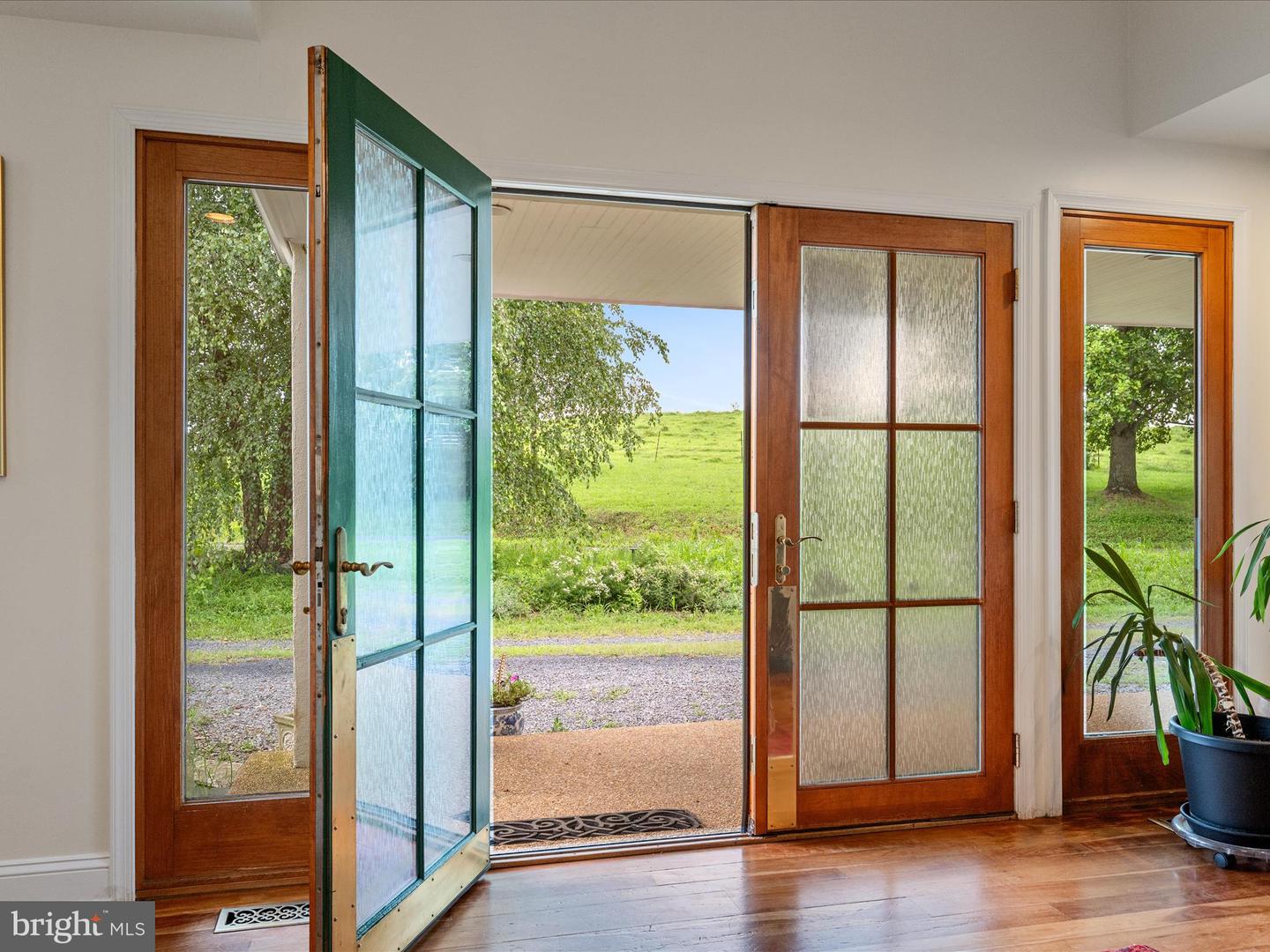 3959 COBBLER MOUNTAIN RD, DELAPLANE, Virginia 20144, 3 Bedrooms Bedrooms, ,2 BathroomsBathrooms,Farm,For sale,3959 COBBLER MOUNTAIN RD,VAFQ2020262 MLS # VAFQ2020262