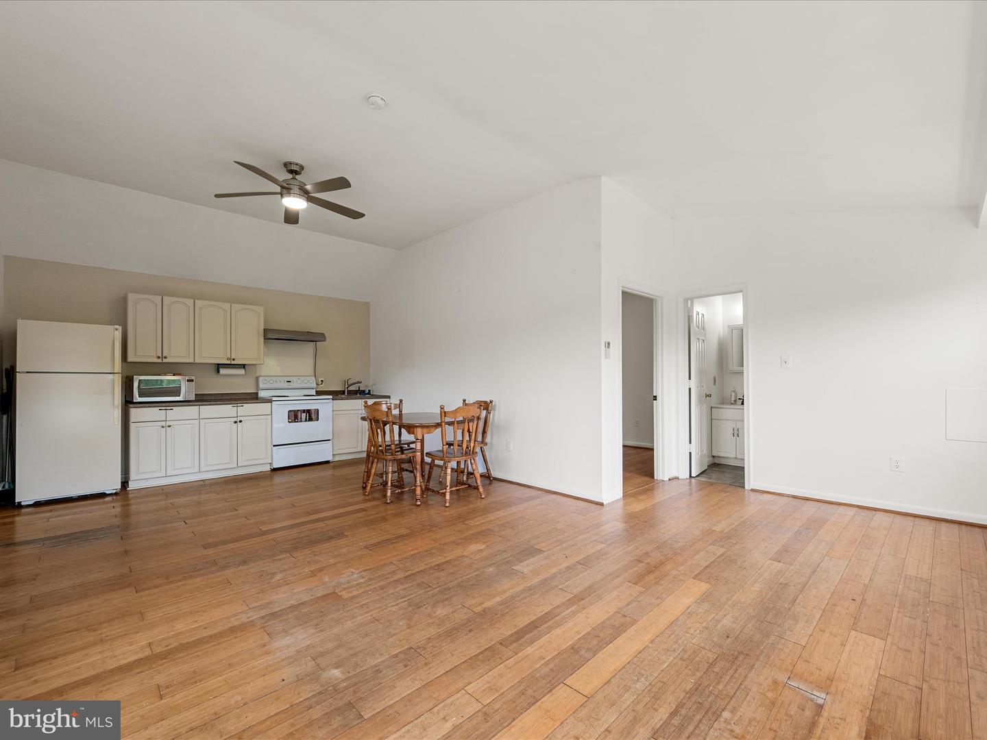 3959 COBBLER MOUNTAIN RD, DELAPLANE, Virginia 20144, 3 Bedrooms Bedrooms, ,2 BathroomsBathrooms,Farm,For sale,3959 COBBLER MOUNTAIN RD,VAFQ2020262 MLS # VAFQ2020262