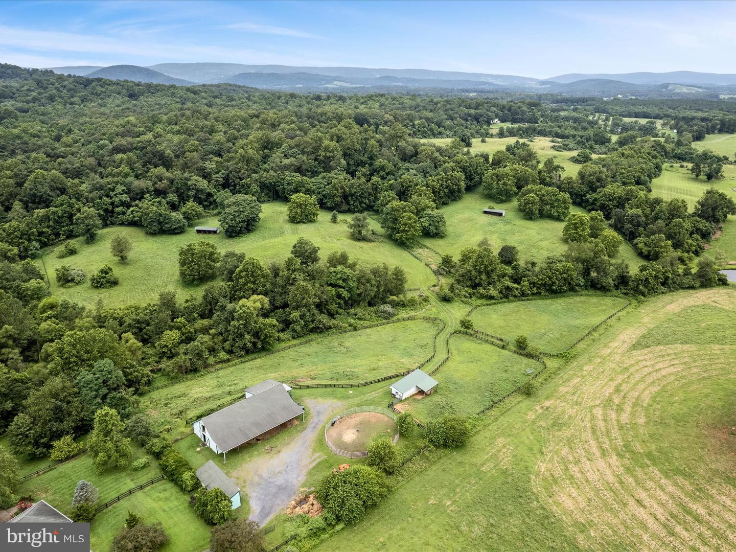 3959 COBBLER MOUNTAIN RD, DELAPLANE, Virginia 20144, 3 Bedrooms Bedrooms, ,2 BathroomsBathrooms,Farm,For sale,3959 COBBLER MOUNTAIN RD,VAFQ2020262 MLS # VAFQ2020262
