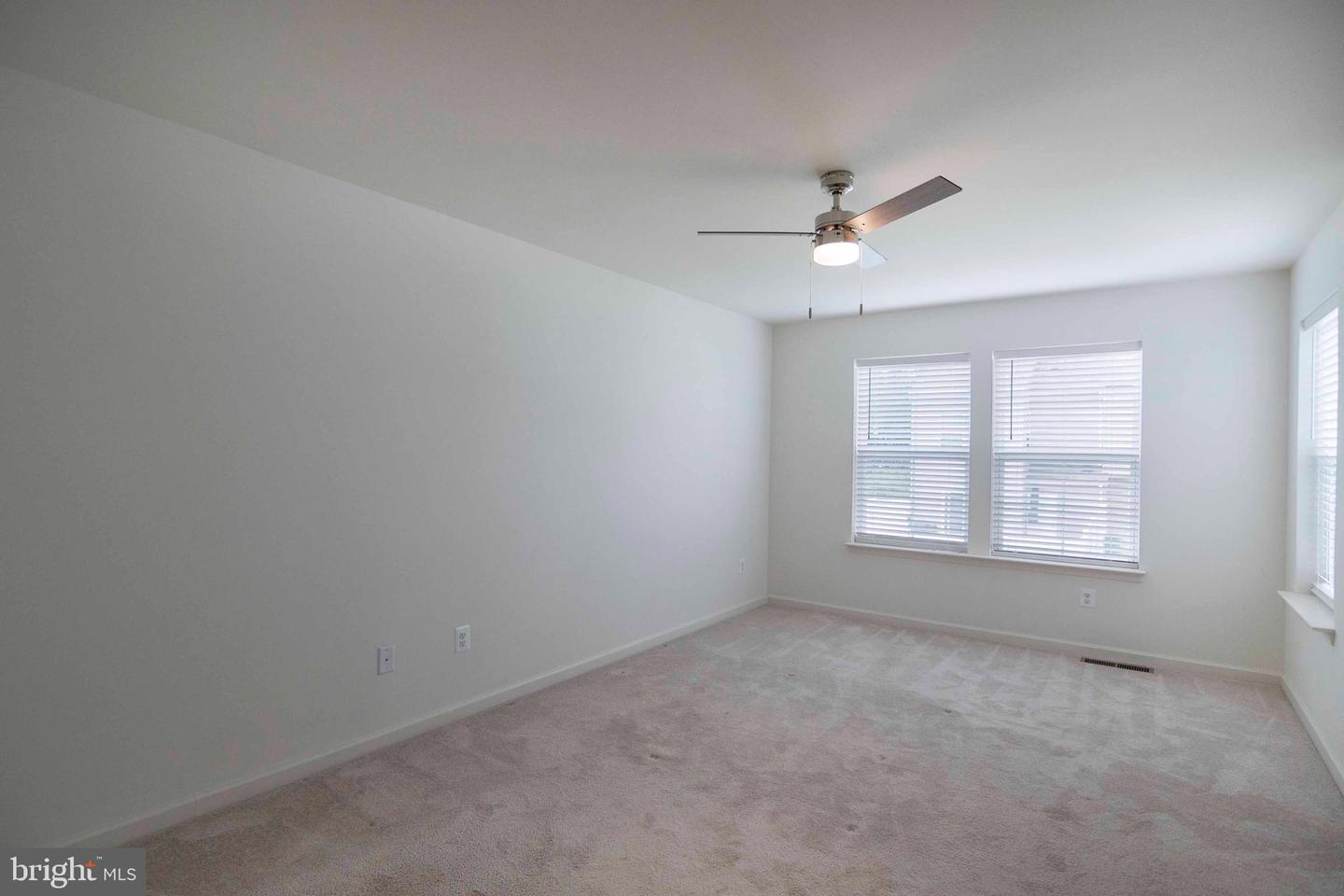 92-8 CHINKAPIN DR, STEPHENS CITY, Virginia 22655, 2 Bedrooms Bedrooms, ,2 BathroomsBathrooms,Residential,For sale,92-8 CHINKAPIN DR,VAFV2037928 MLS # VAFV2037928