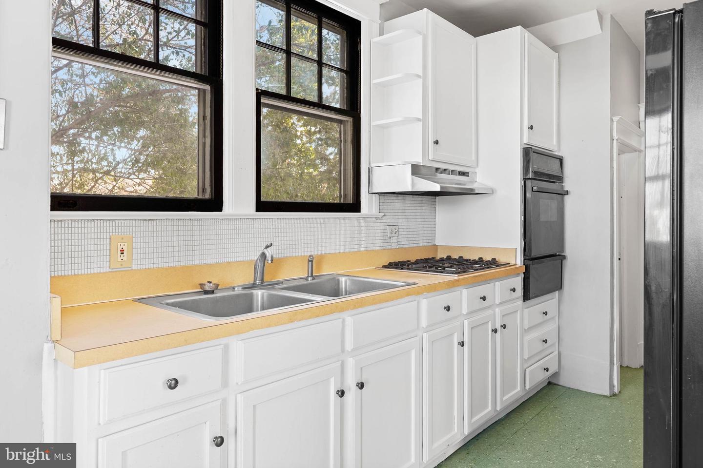 2522 PARK PL SE, WASHINGTON, District Of Columbia 20020, 3 Bedrooms Bedrooms, ,1 BathroomBathrooms,Residential,For sale,2522 PARK PL SE,DCDC2235658 MLS # DCDC2235658