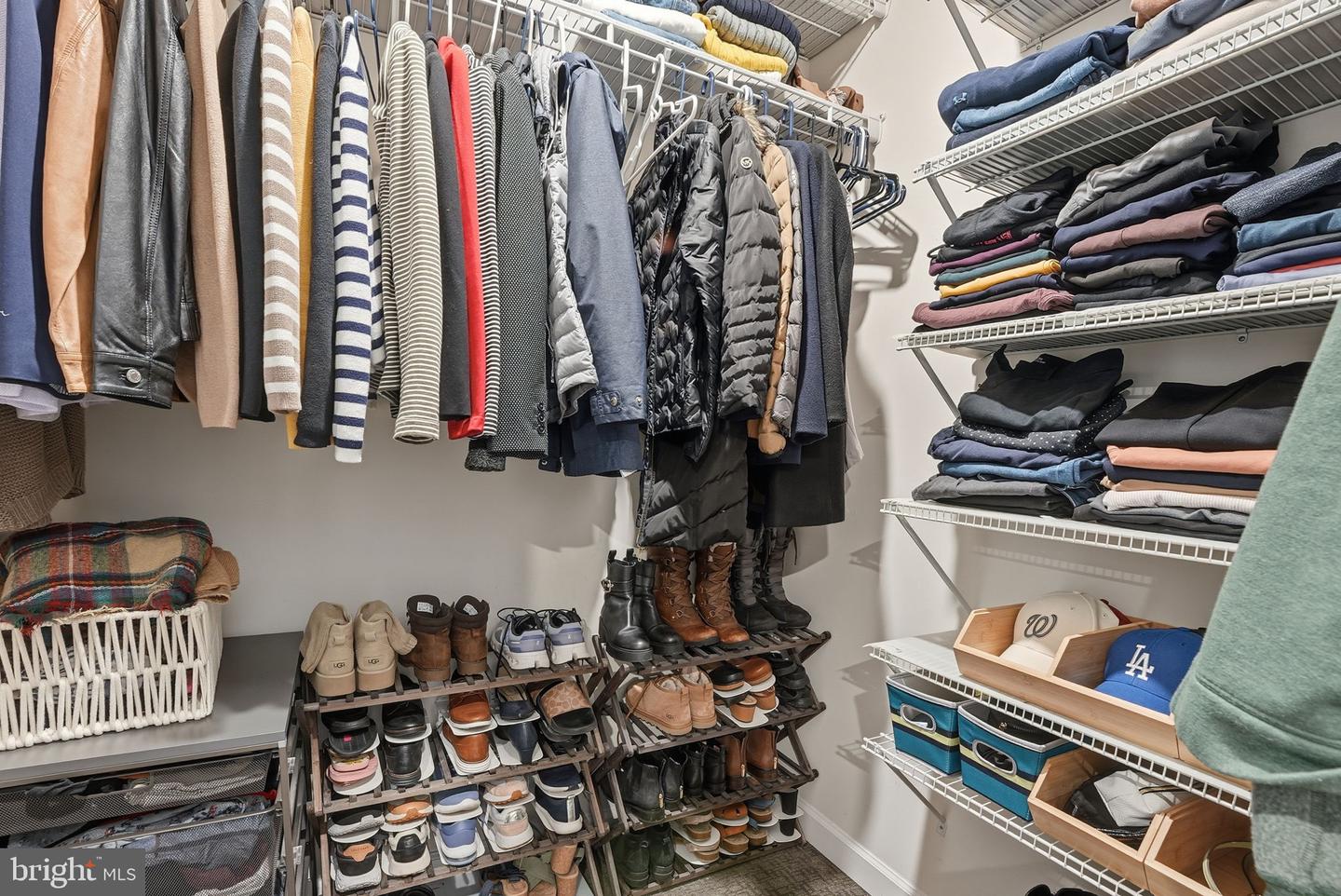 12916 SUNRISE RIDGE ALY #63, HERNDON, Virginia 20171, 3 Bedrooms Bedrooms, ,2 BathroomsBathrooms,Residential,For sale,12916 SUNRISE RIDGE ALY #63,VAFX2285666 MLS # VAFX2285666