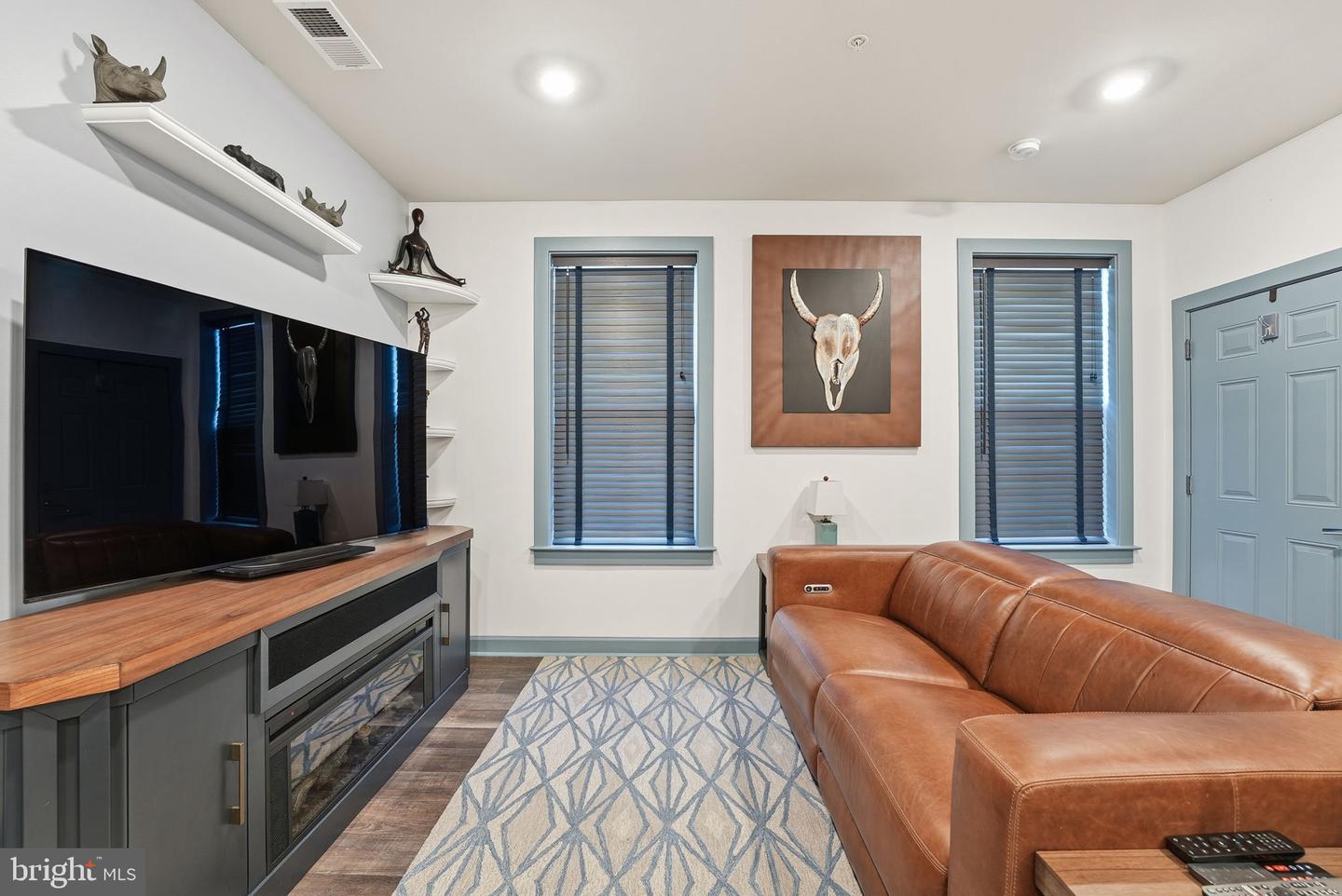 12916 SUNRISE RIDGE ALY #63, HERNDON, Virginia 20171, 3 Bedrooms Bedrooms, ,2 BathroomsBathrooms,Residential,For sale,12916 SUNRISE RIDGE ALY #63,VAFX2285666 MLS # VAFX2285666