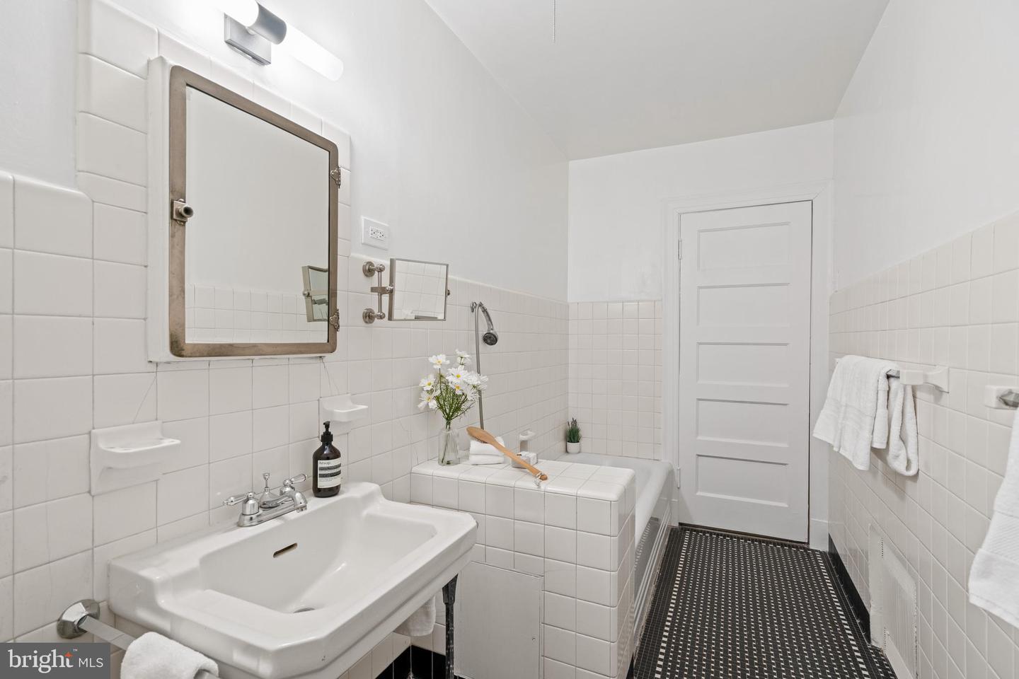 2214 WYOMING AVE NW, WASHINGTON, District Of Columbia 20008, 5 Bedrooms Bedrooms, ,5 BathroomsBathrooms,Residential,For sale,2214 WYOMING AVE NW,DCDC2241734 MLS # DCDC2241734 2214 WYOMING AVE NW, WASHINGTON, District Of Columbia 20008, 5 Bedrooms Bedrooms, ,5 BathroomsBathrooms,Residential,For sale,2214 WYOMING AVE NW,DCDC2241734 MLS # DCDC2241734