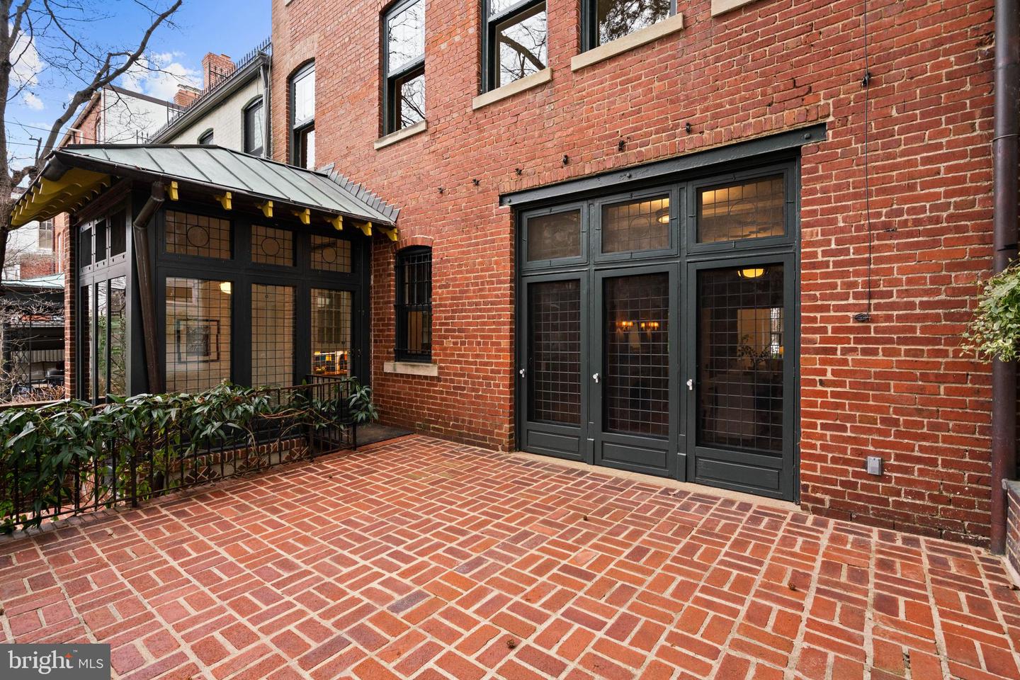 2214 WYOMING AVE NW, WASHINGTON, District Of Columbia 20008, 5 Bedrooms Bedrooms, ,5 BathroomsBathrooms,Residential,For sale,2214 WYOMING AVE NW,DCDC2241734 MLS # DCDC2241734 2214 WYOMING AVE NW, WASHINGTON, District Of Columbia 20008, 5 Bedrooms Bedrooms, ,5 BathroomsBathrooms,Residential,For sale,2214 WYOMING AVE NW,DCDC2241734 MLS # DCDC2241734