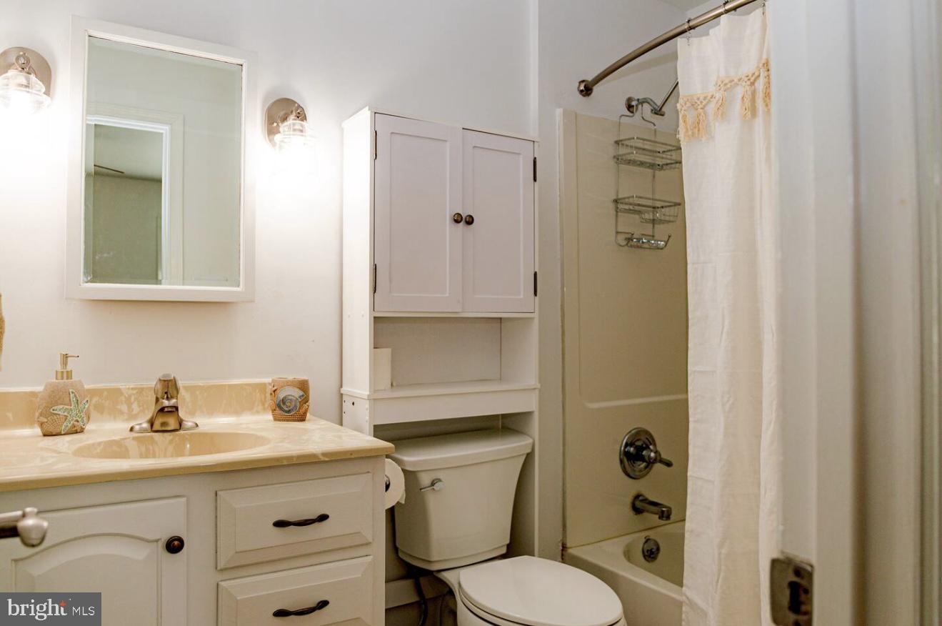 4941 PRINCE WILLIAM PKWY, WOODBRIDGE, Virginia 22192, 3 Bedrooms Bedrooms, ,2 BathroomsBathrooms,Residential,For sale,4941 PRINCE WILLIAM PKWY,VAPW2110954 MLS # VAPW2110954