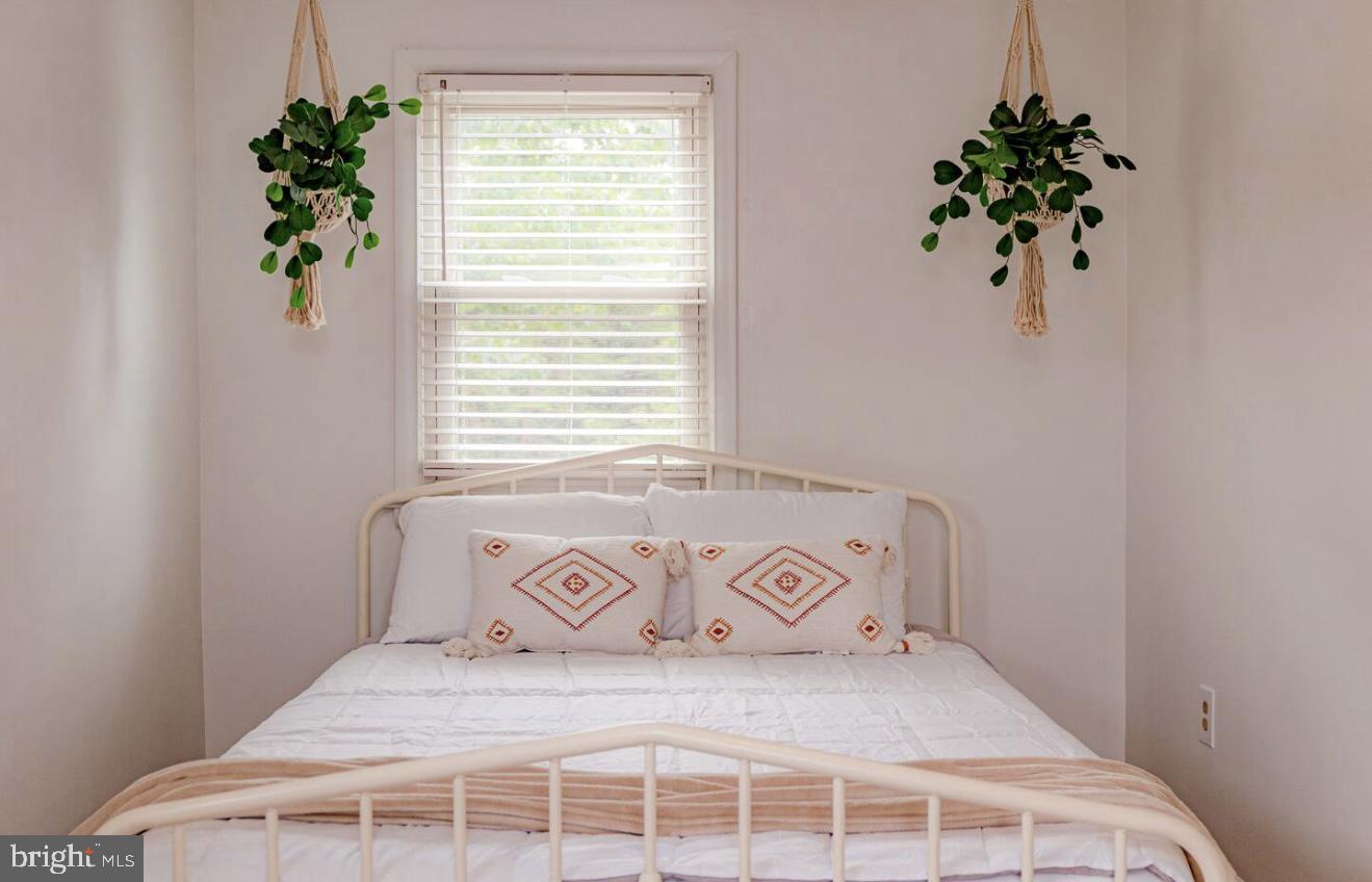 4941 PRINCE WILLIAM PKWY, WOODBRIDGE, Virginia 22192, 3 Bedrooms Bedrooms, ,2 BathroomsBathrooms,Residential,For sale,4941 PRINCE WILLIAM PKWY,VAPW2110954 MLS # VAPW2110954