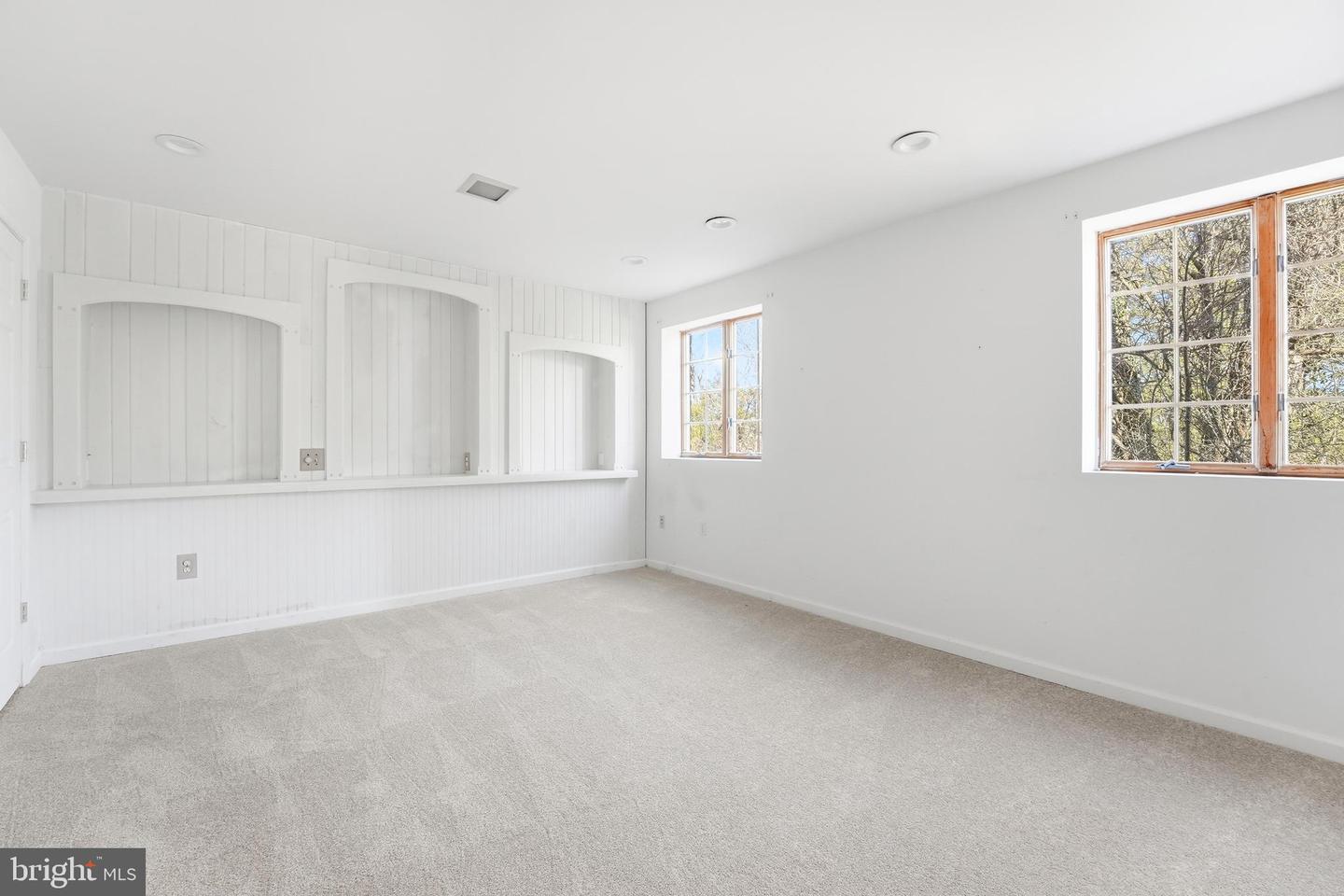 6743 LAKE DR, WARRENTON, Virginia 20187, 4 Bedrooms Bedrooms, 12 Rooms Rooms,3 BathroomsBathrooms,Residential,For sale,6743 LAKE DR,VAFQ2020240 MLS # VAFQ2020240 6743 LAKE DR, WARRENTON, Virginia 20187, 4 Bedrooms Bedrooms, 12 Rooms Rooms,3 BathroomsBathrooms,Residential,For sale,6743 LAKE DR,VAFQ2020240 MLS # VAFQ2020240